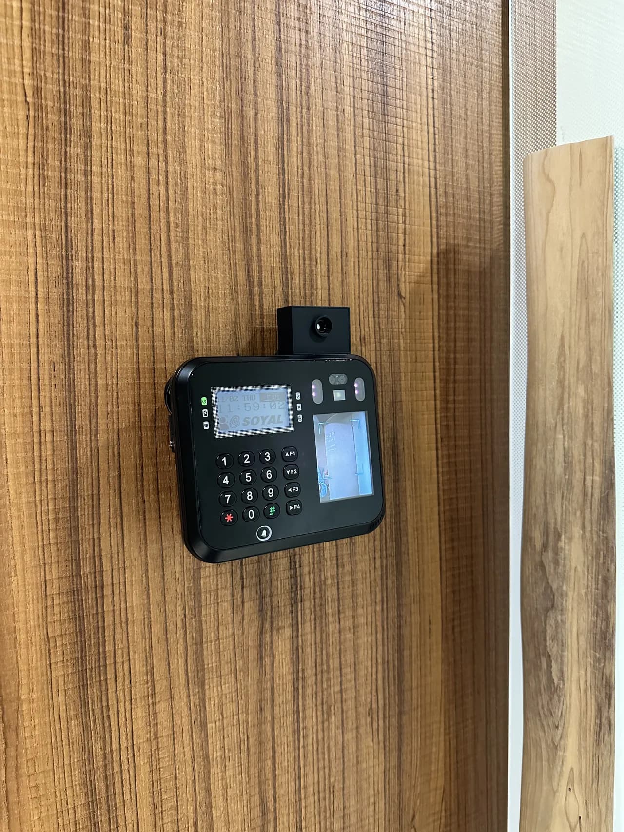 WeShaire AI 臉部辨識門禁系統安裝完工