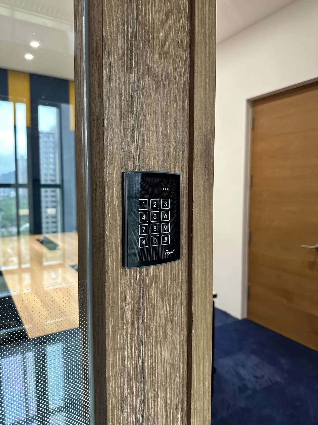 門禁系統怎麼選:刷卡、密碼、人臉與多門點管理的判斷指南